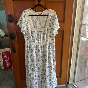 BloomChic White and Blue Floral Midi Dress